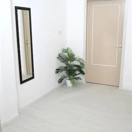 A Punta Grossa Con Giardino Appartamento *